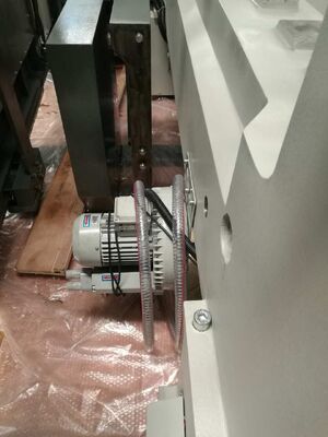 Guillotine Paper Cutter 1640mm with hydraulic system and Omron PLC Programm control system